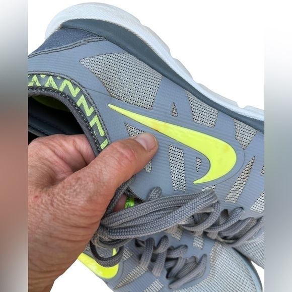 Nike Women’s Flex Supreme TR3- size 8.5 - Picture 5 of 11